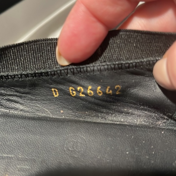 Chanel Gold Metallic Black Cracked Leather Elastic Trim Ballerina Flats - Picture 7 of 8